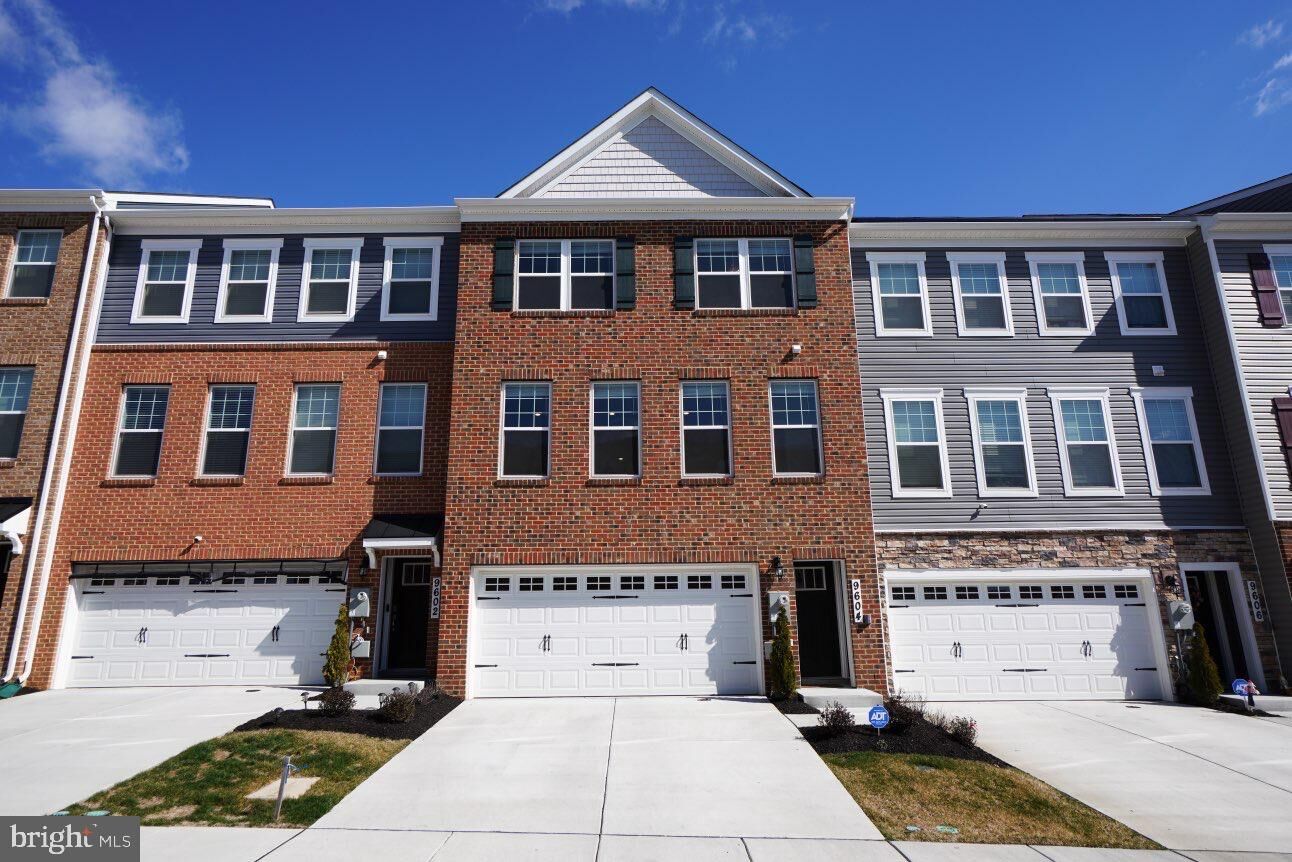 Property Photo:  9604 Silver Bluff Way  MD 20721 