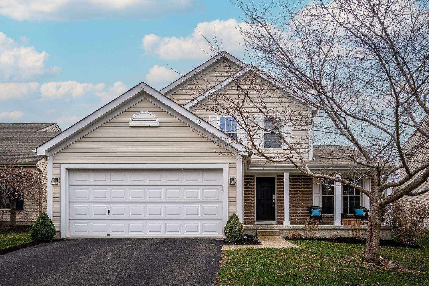 Property Photo: 7471 Hurlinsham Ln OH 45039
