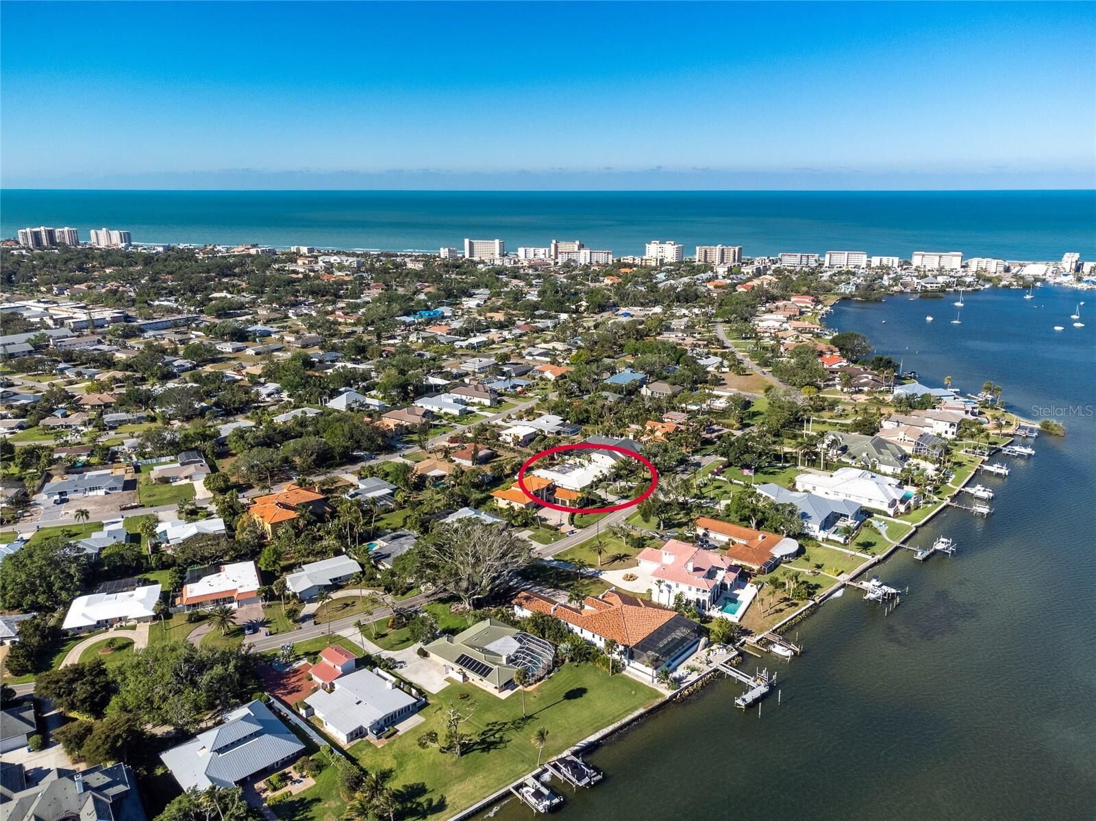 Property Photo:  441 Bayshore Drive  FL 34285 