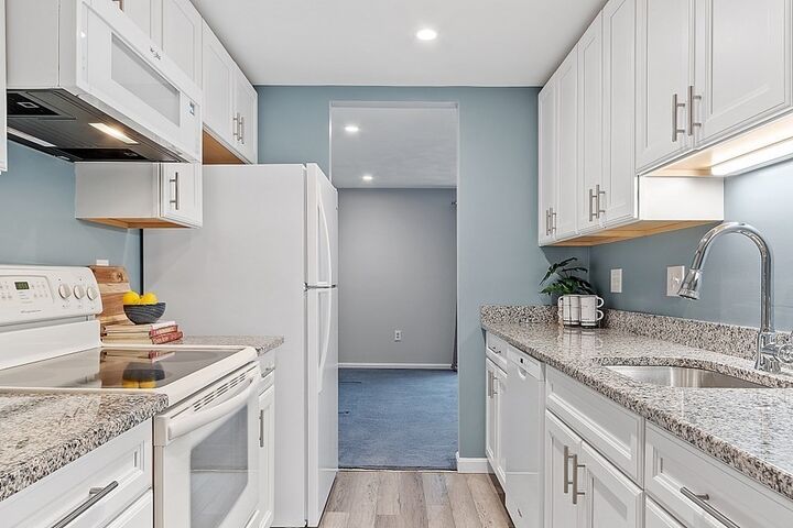 Property Photo:  107 Patrick Road 107  MA 01876 