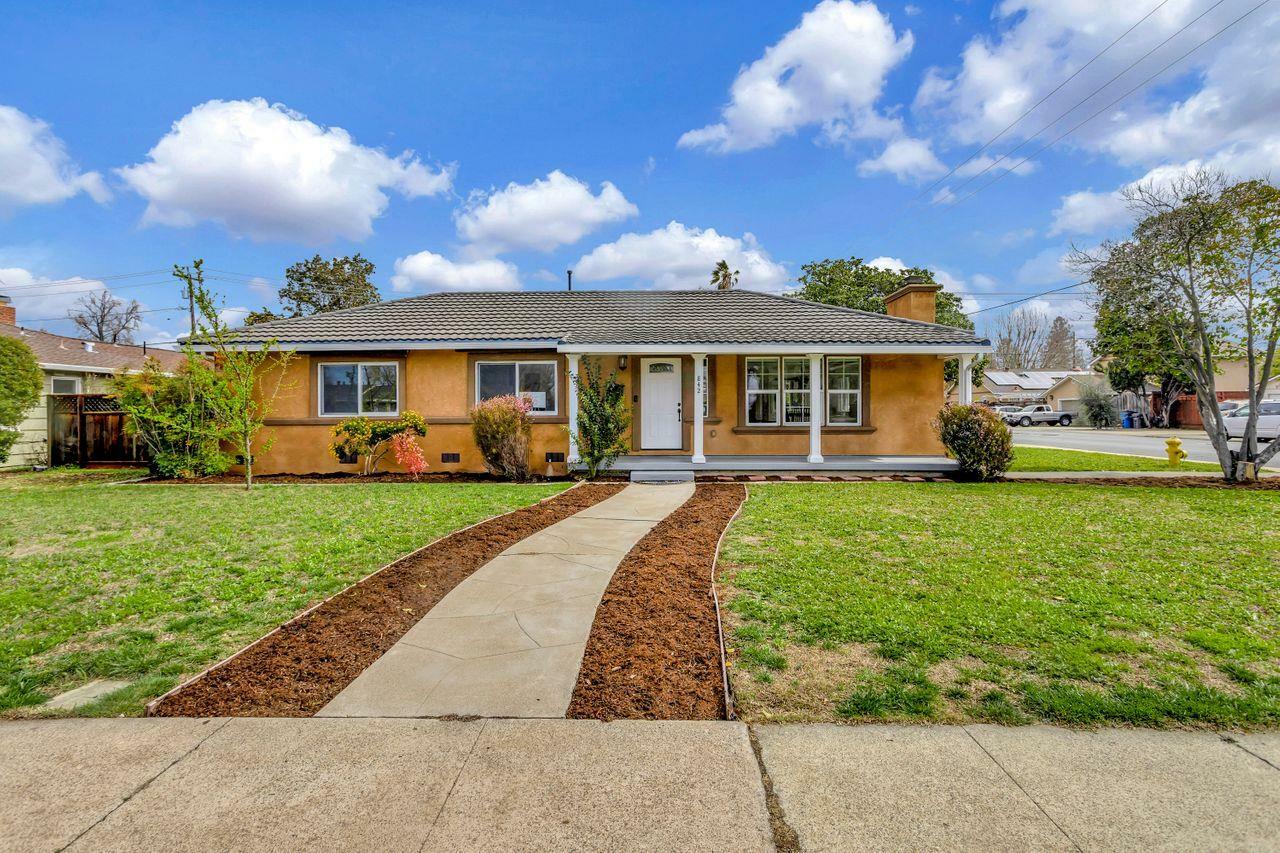 Property Photo:  842 Harrison Avenue  CA 95008 