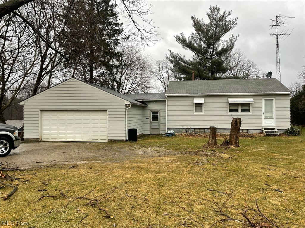 Property Photo: 4319 S Ridge Road OH 44048