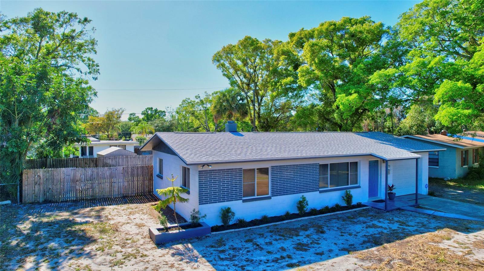 Property Photo:  4273 Elkcam Boulevard SE  FL 33705 