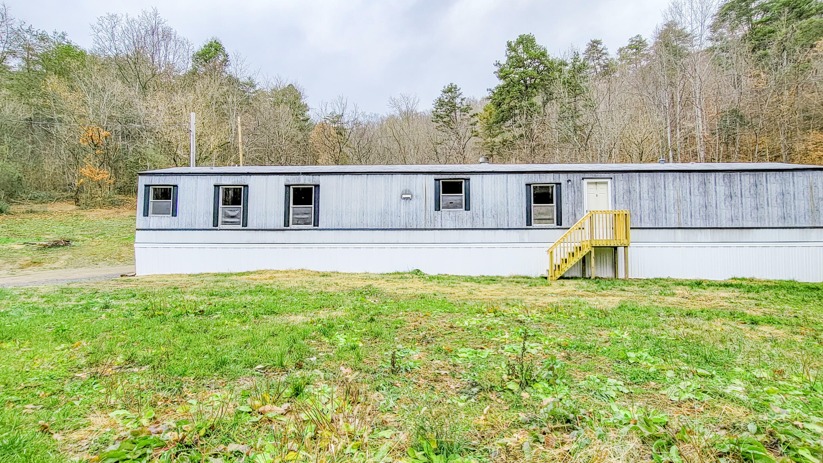 Property Photo:  284 Carr Hollow Road  TN 37618 