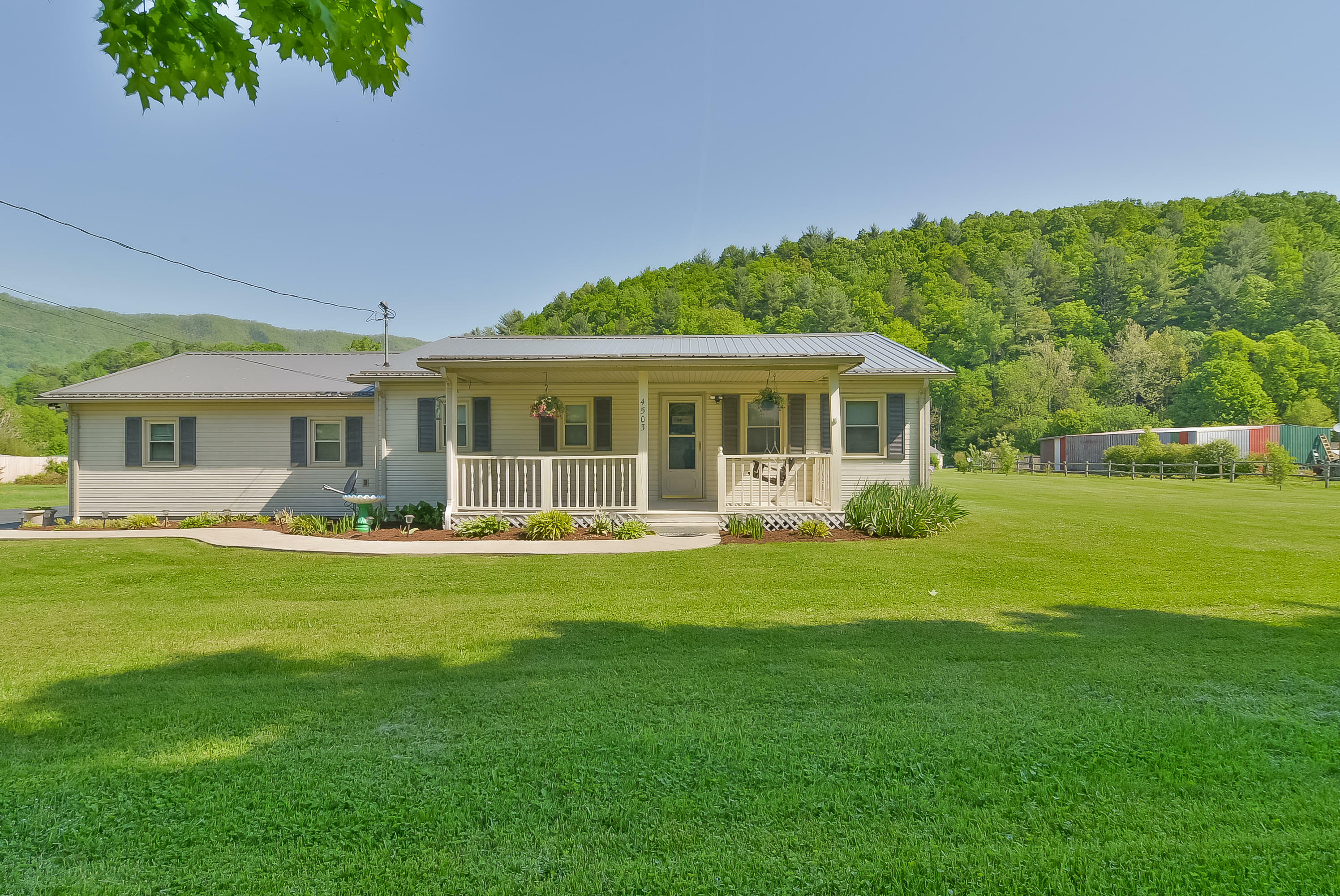 Property Photo:  4503 Simerly Creek Road  TN 37692 