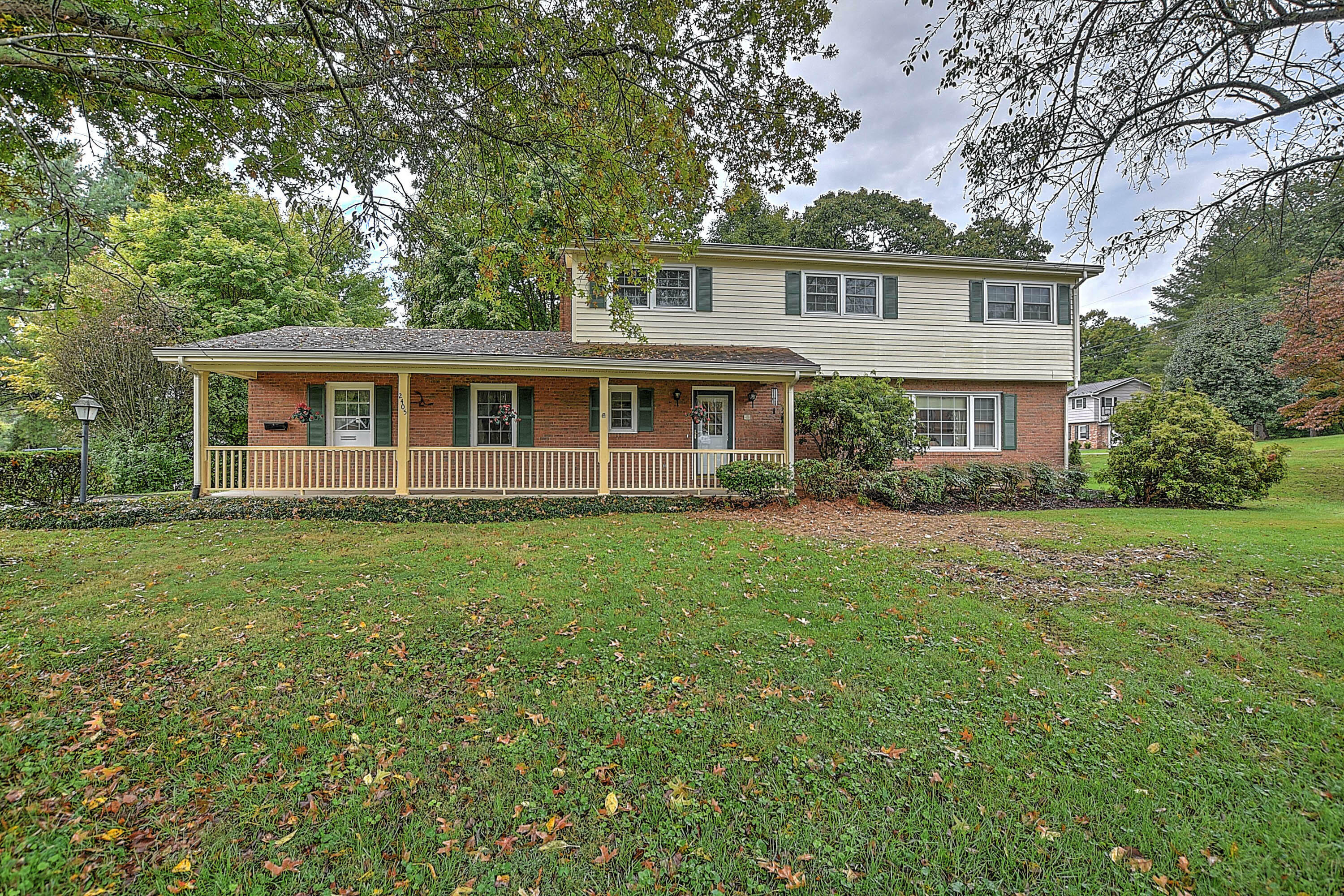 Property Photo:  2405 Rambling Road  TN 37604 