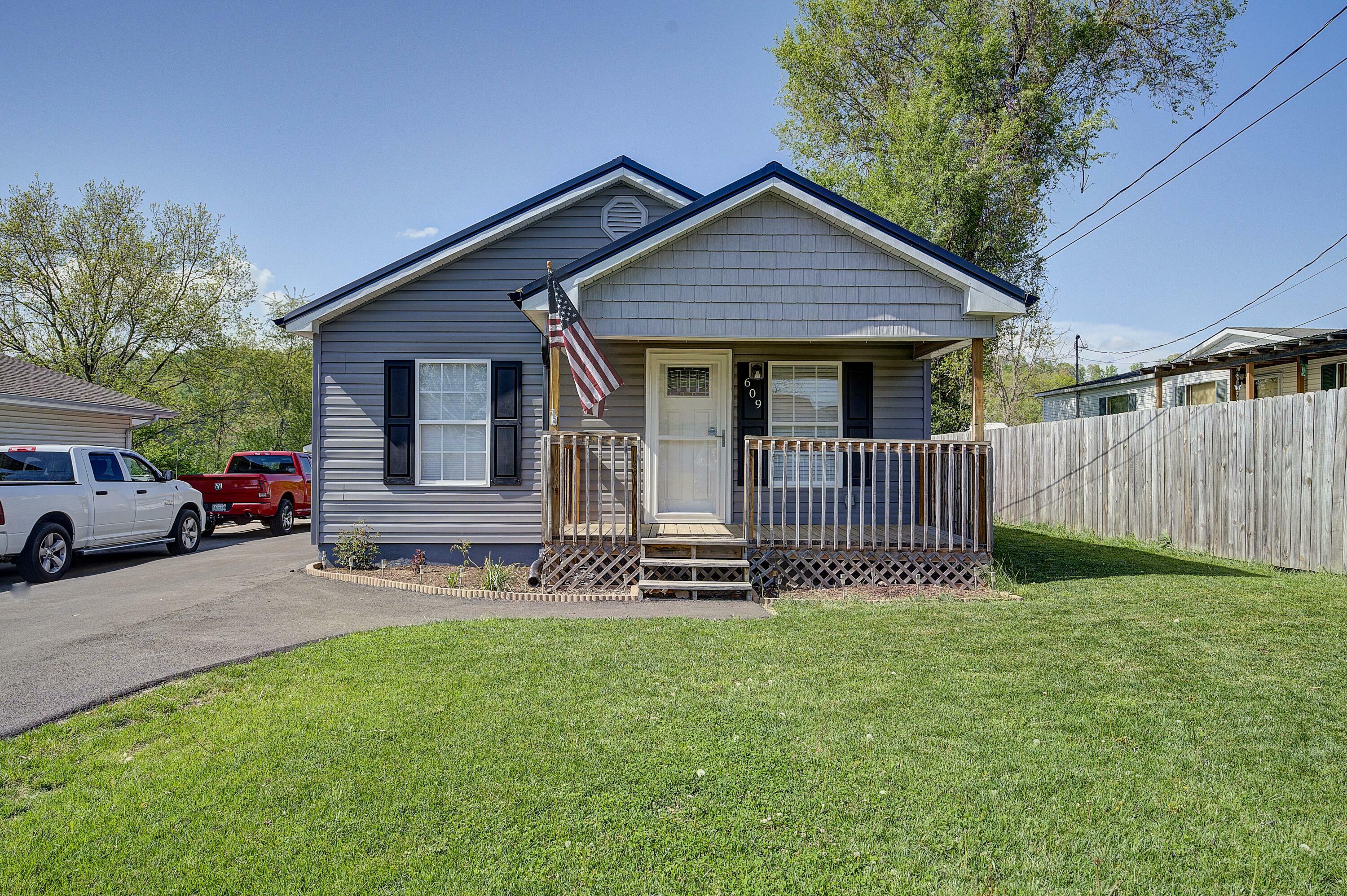 Property Photo:  609 Mayfield Avenue  TN 37665 