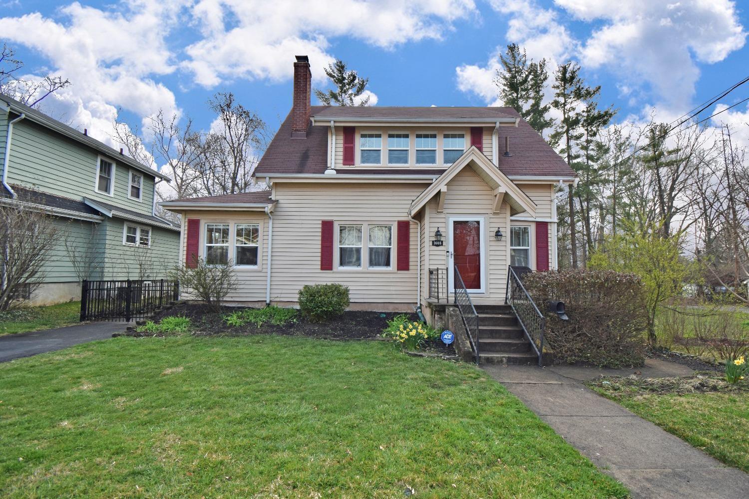 Property Photo: 1608 Mears Ave OH 45230