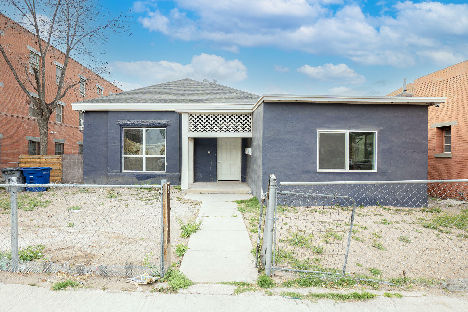 Property Photo:  1021 Myrtle Avenue  TX 79901 