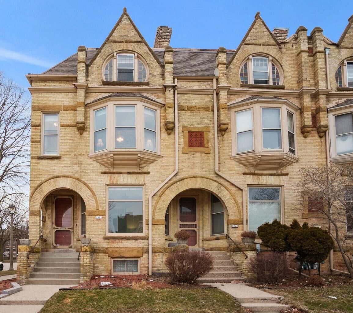 Property Photo:  1501 N Marshall St  WI 53202 
