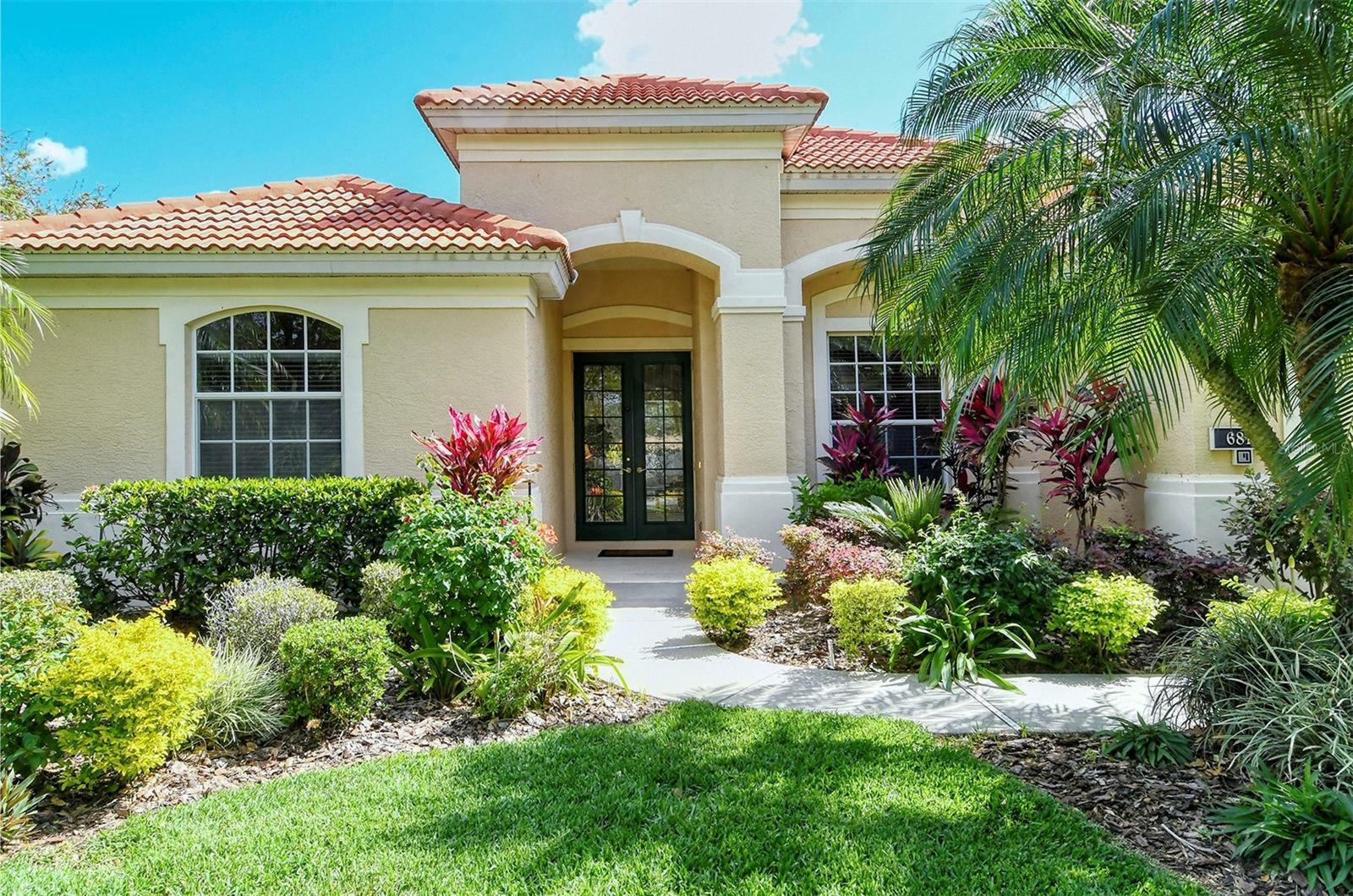 Property Photo:  6818 Tailfeather Way  FL 34203 