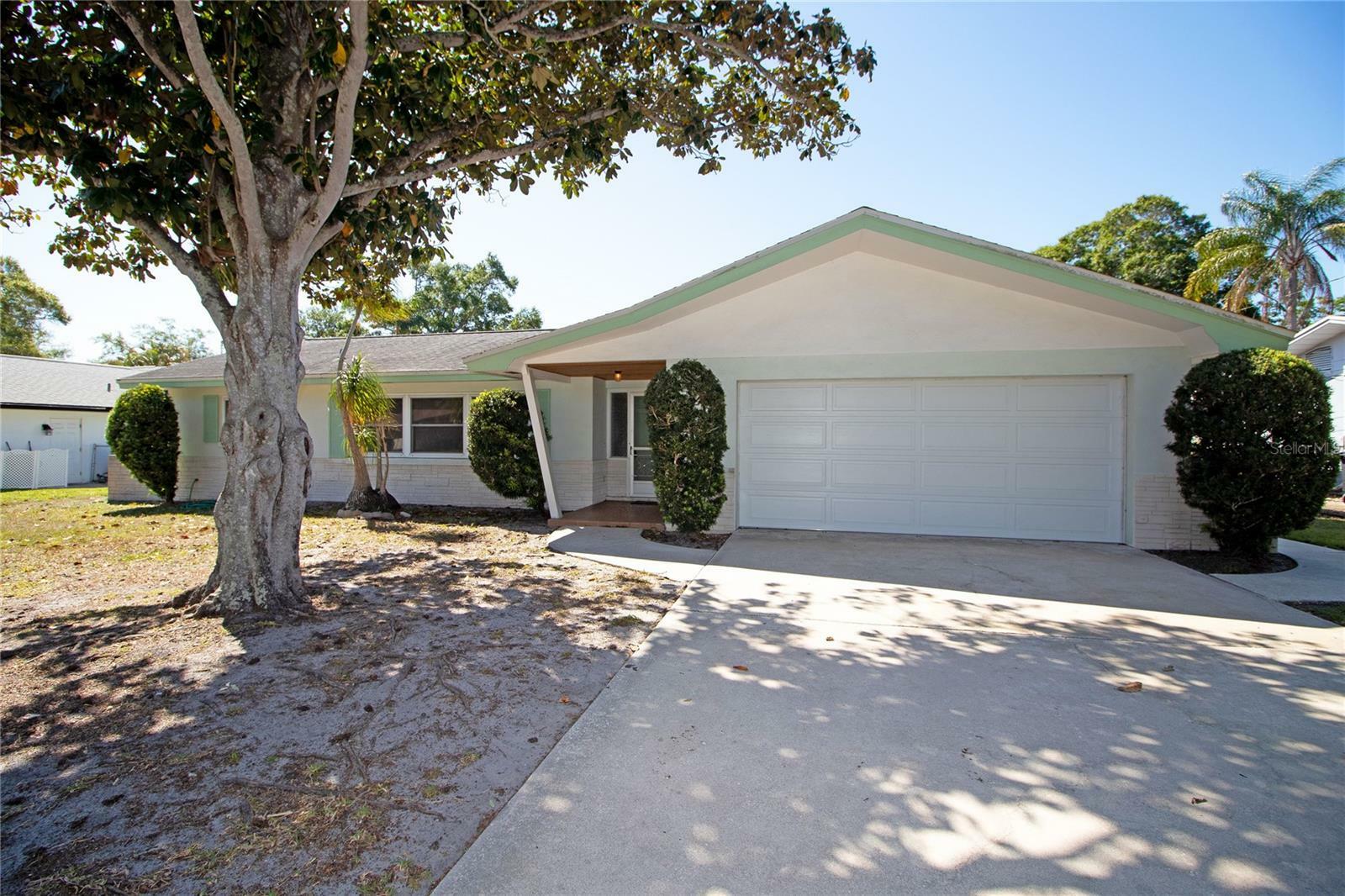 Property Photo:  2333 Glenmoor Road N  FL 33764 