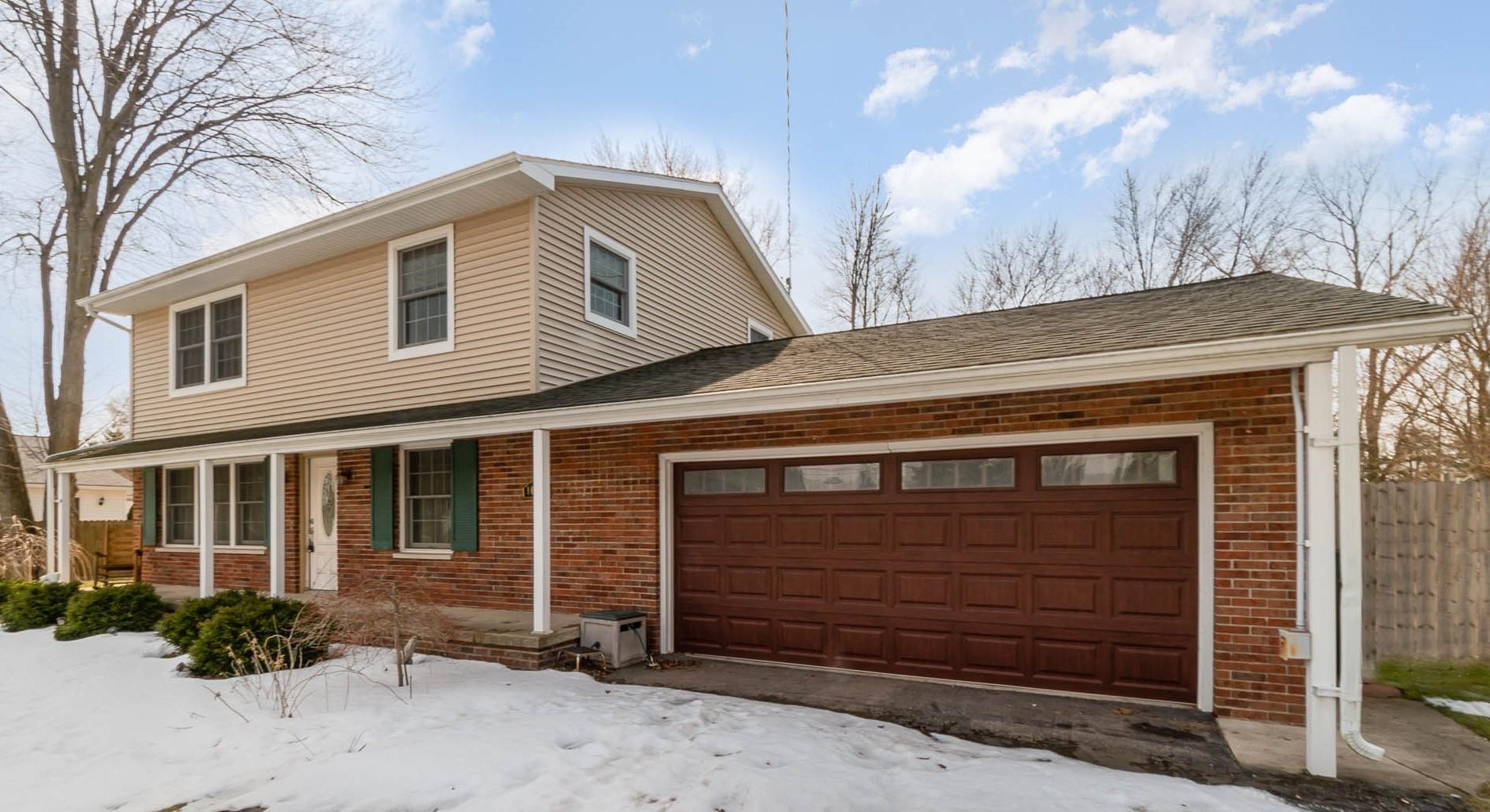 Property Photo:  1068 Midland Road  MI 48706 