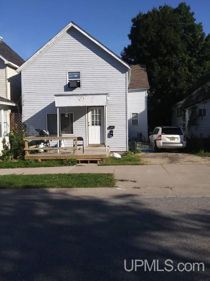 Property Photo:  115 Chestnut St  MI 49862 