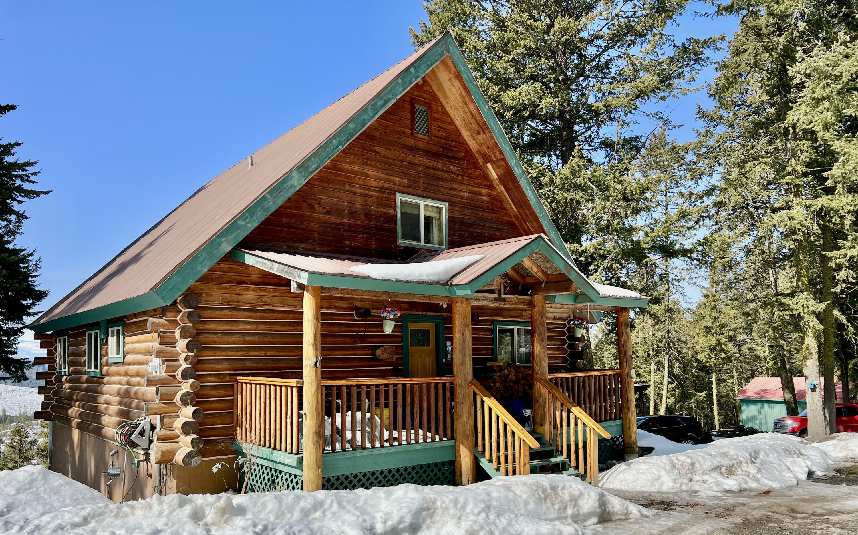 Property Photo:  1123 Pingston Creek Rd  WA 99141 