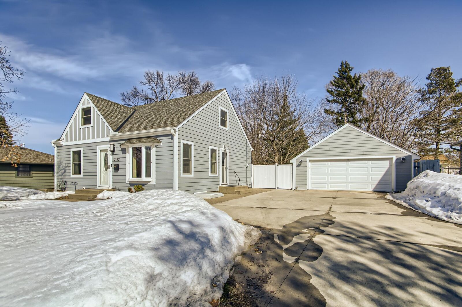 Property Photo: 7127 Elliot Avenue S MN 55423