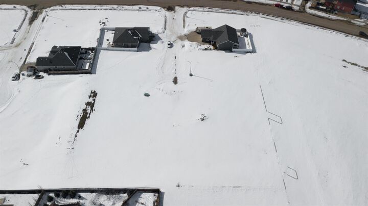 Property Photo: 7208 44 A Avenue Close AB T4V 5E2
