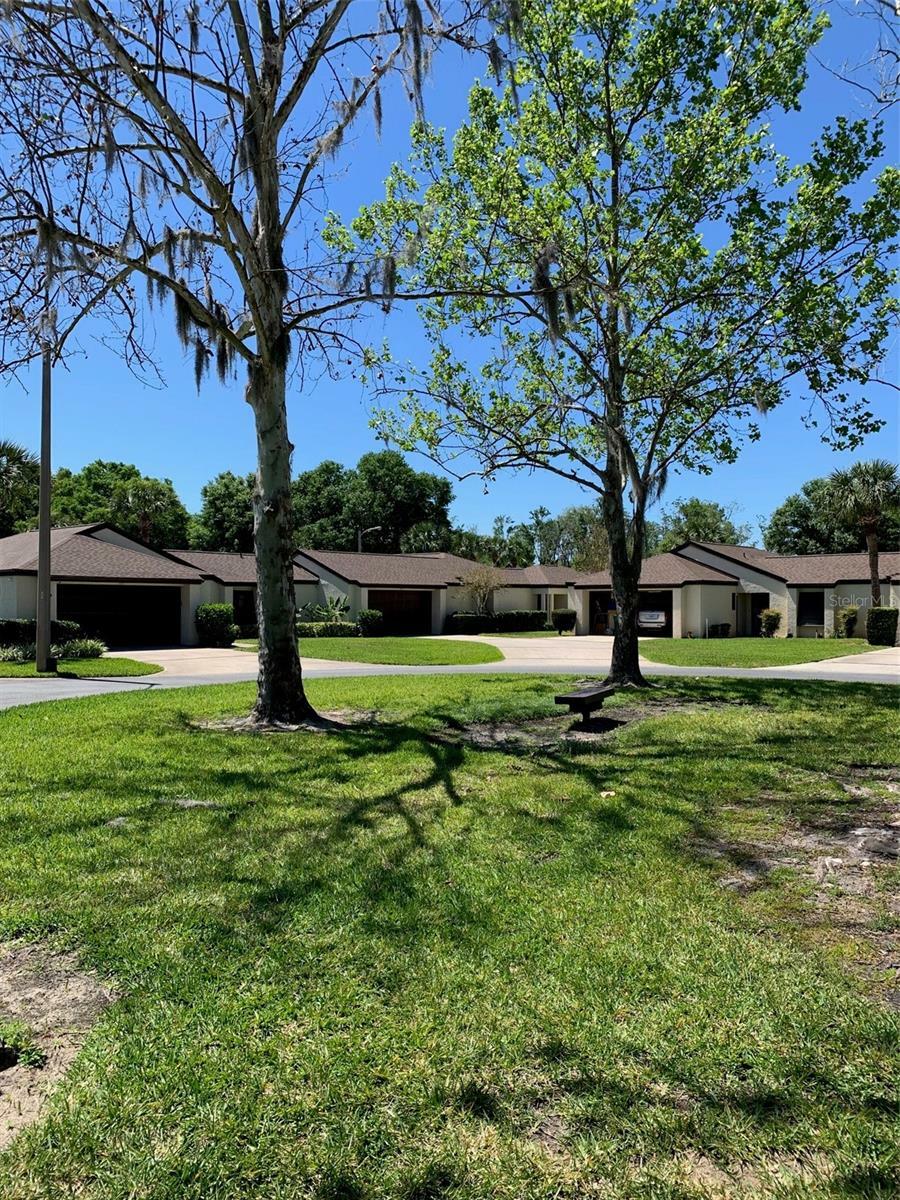 Property Photo: 1924 Sycamore Circle FL 32778