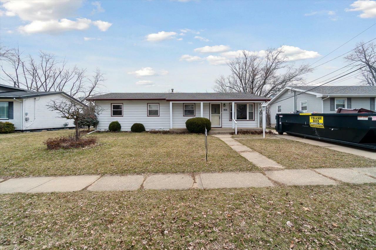 Property Photo:  2049 Portland Ave  WI 53511 