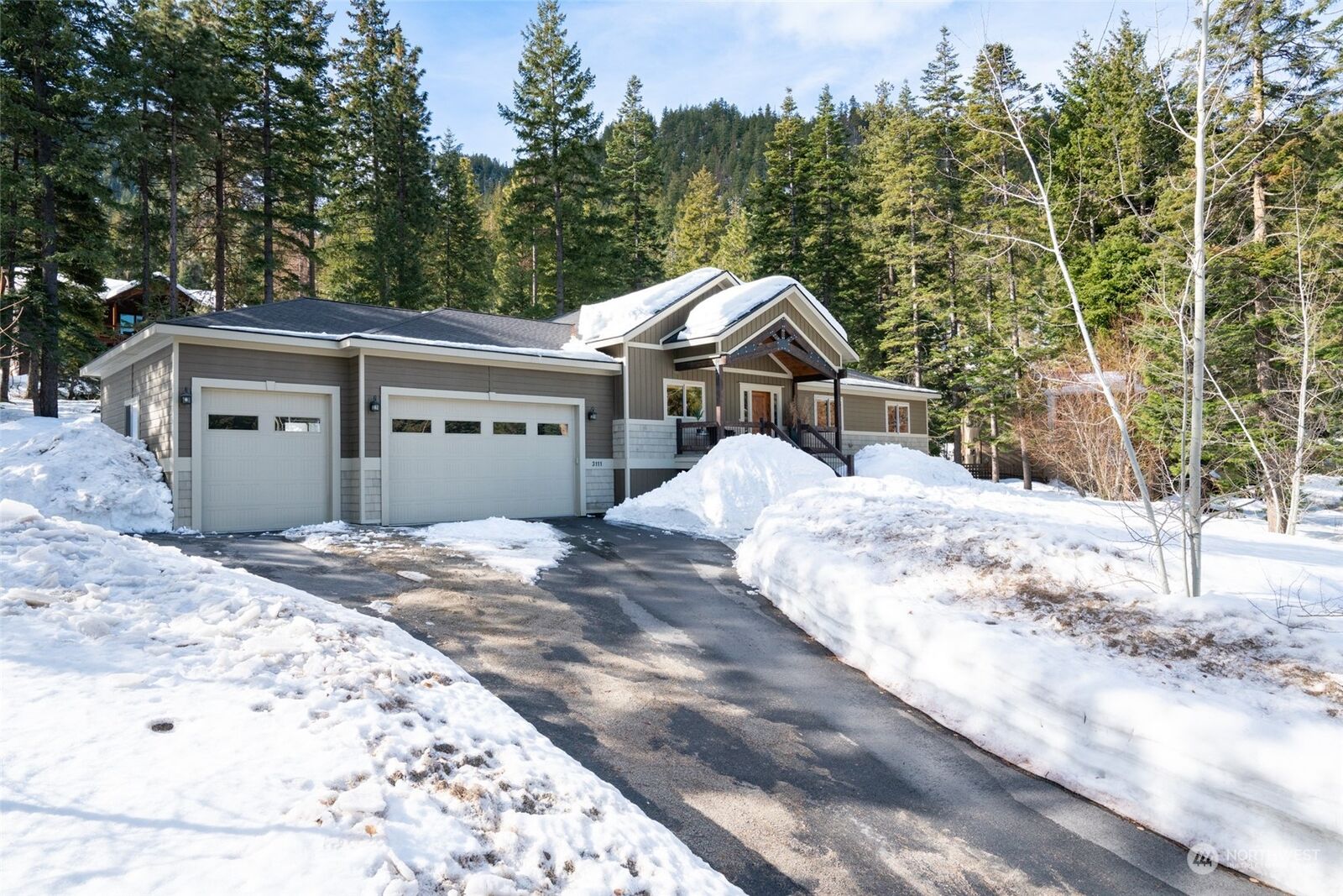Property Photo:  3111 Fircrest Place  WA 98801 