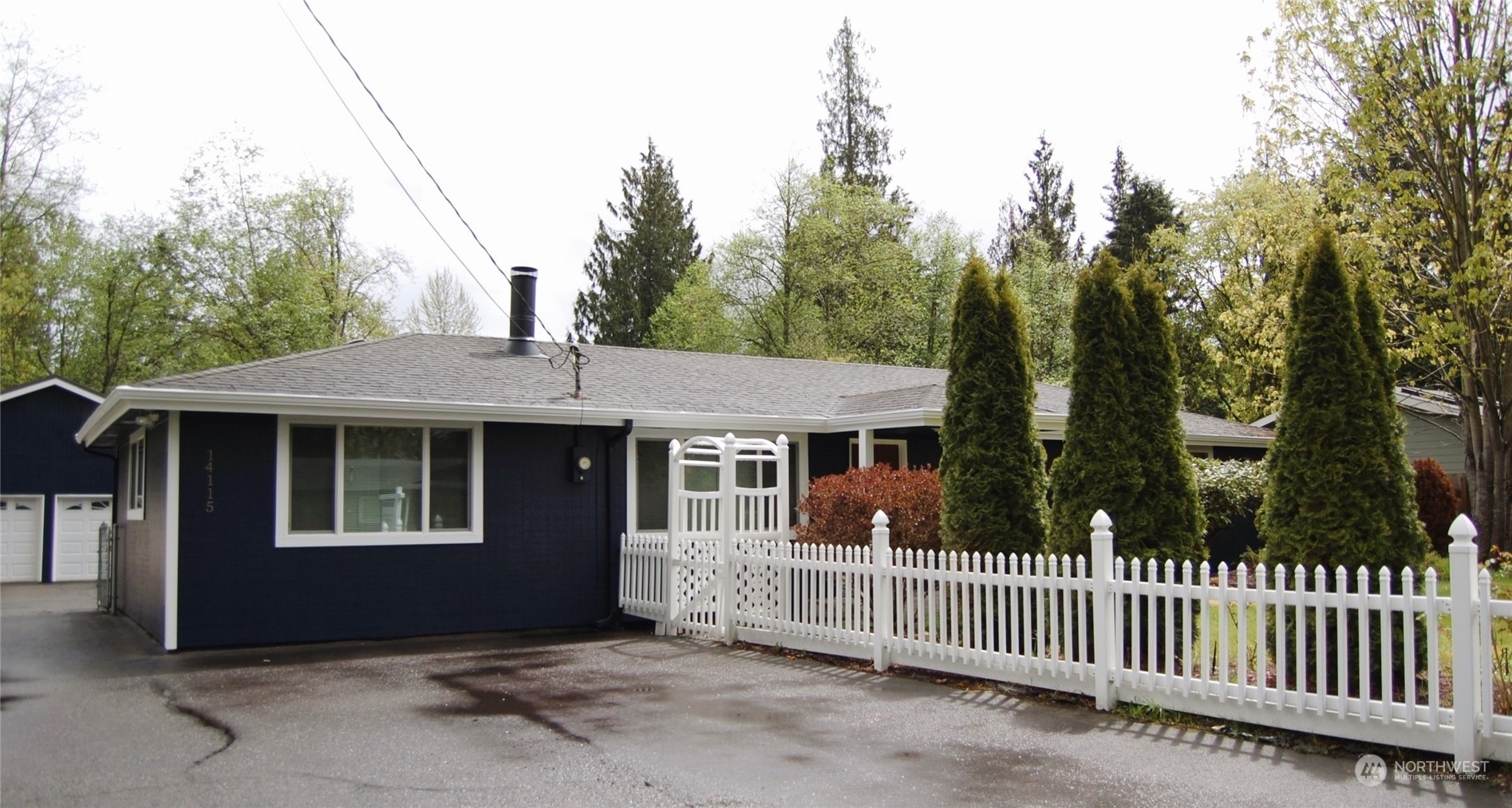 Property Photo:  14115 47th Avenue E  WA 98446 