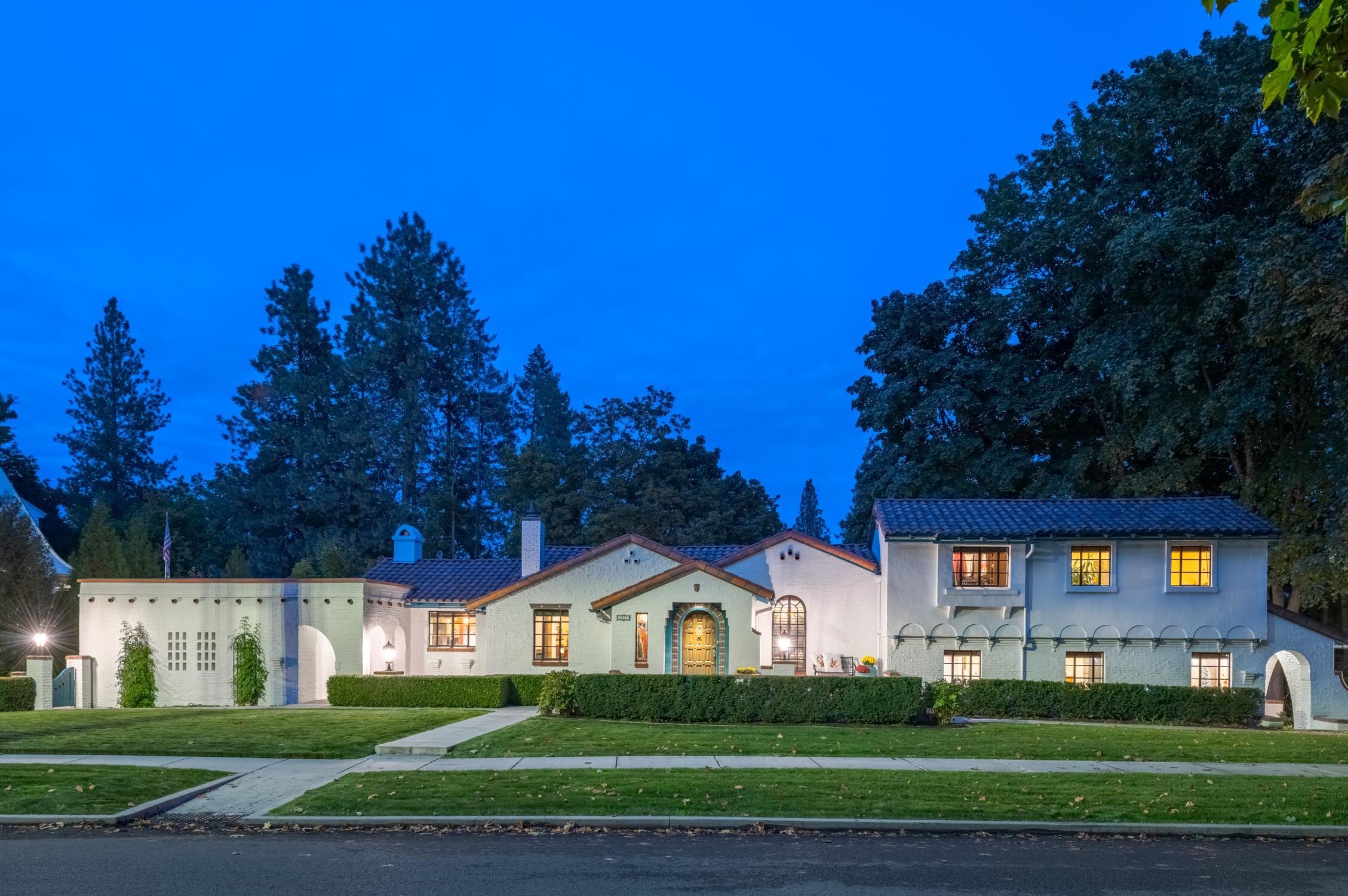 Property Photo: 1835 S Upper Terrace Rd WA 99203