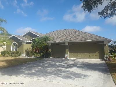 Property Photo:  220 Wading Bird Circle SW  FL 32908 