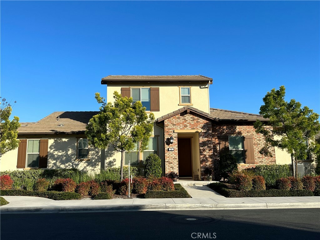 210 Carlow  Irvine CA 92618 photo