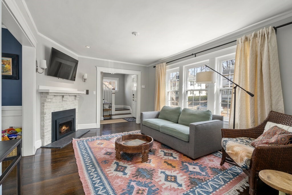 37 Osborne Rd  Medford MA 02155 photo