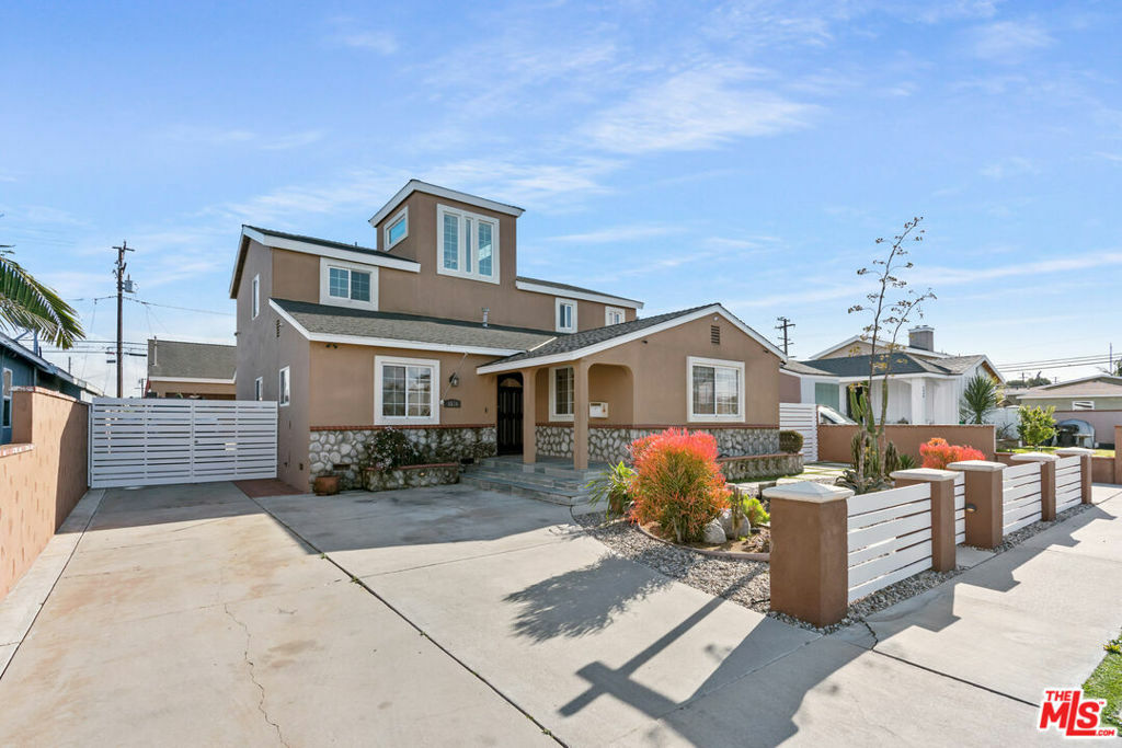 Property Photo:  4860 W 137th Place  CA 90250 