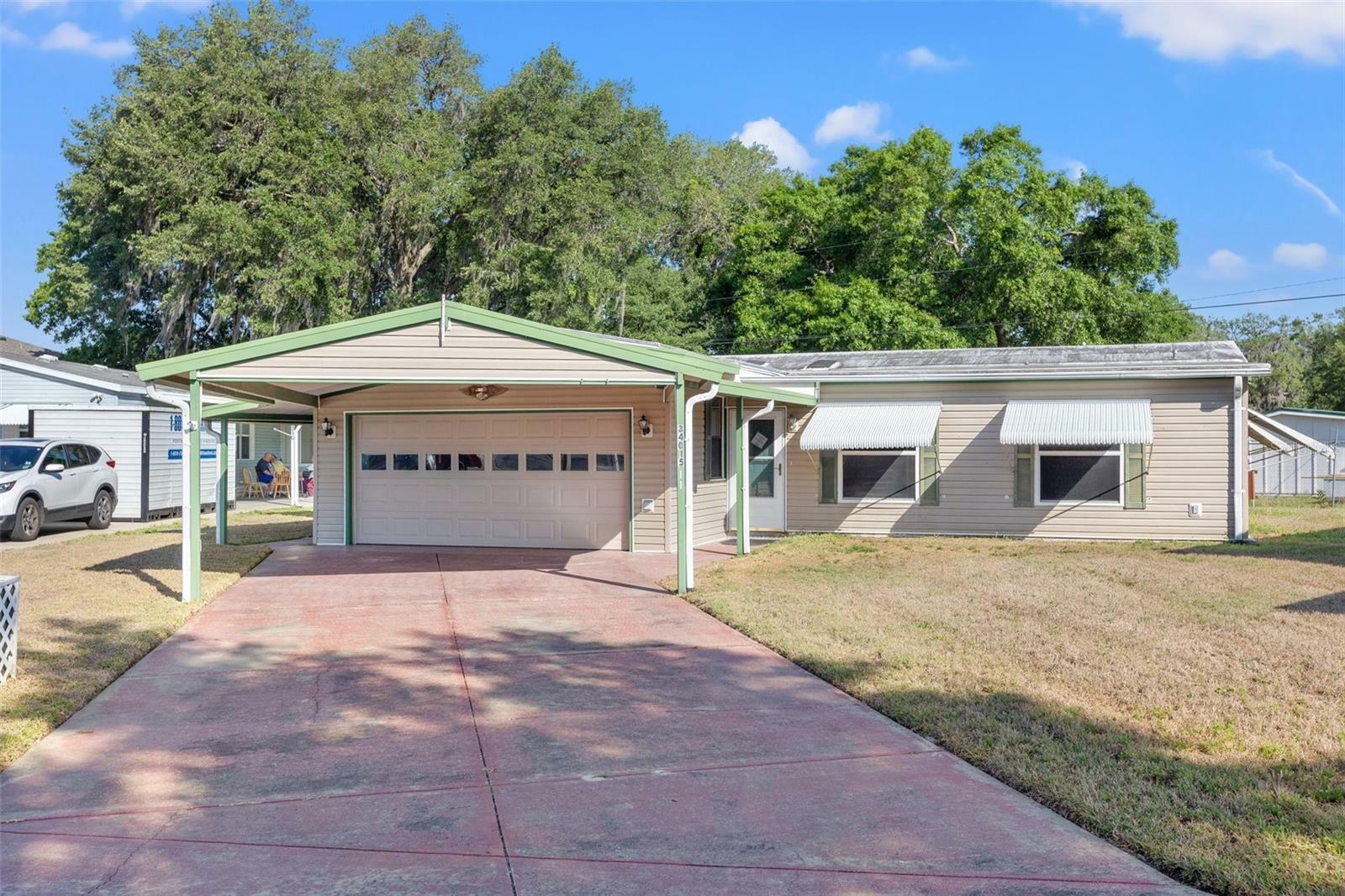 Property Photo:  34015 Tree Lake Drive  FL 33543 