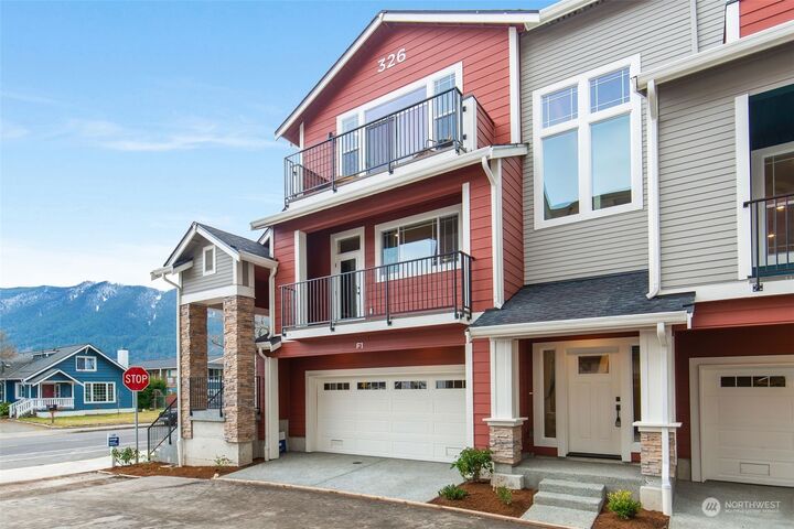 357 E Park Street 15  North Bend WA 98045 photo