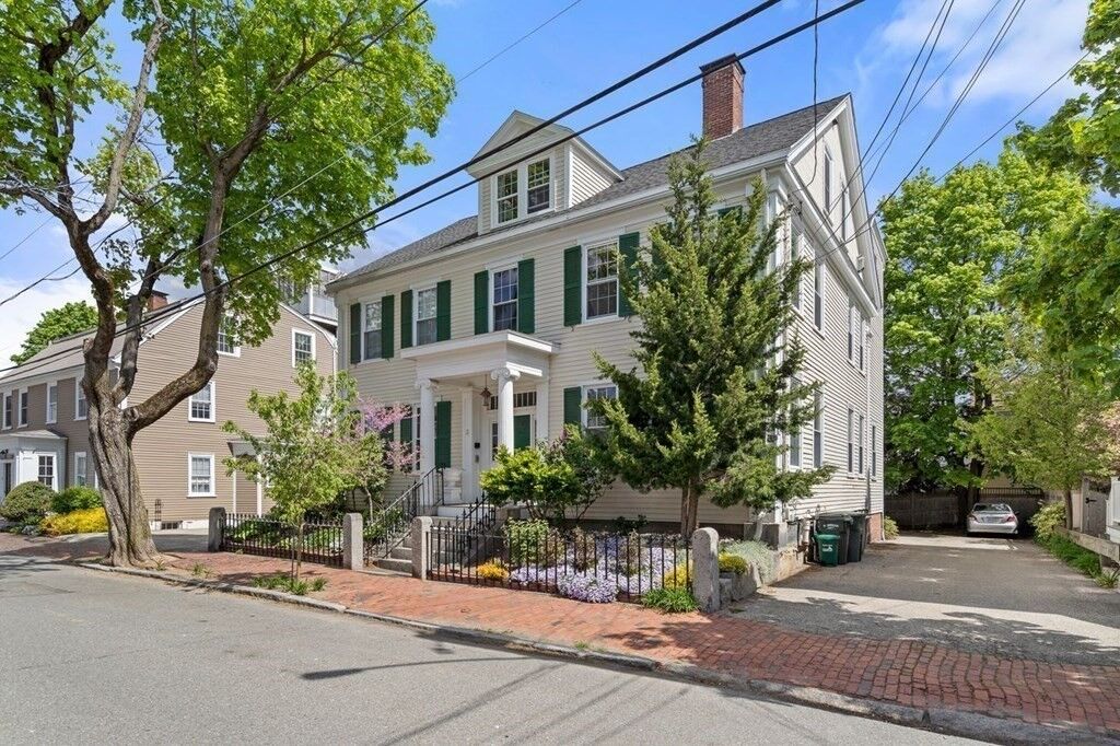 Property Photo:  3 Orange St 2  MA 01950 