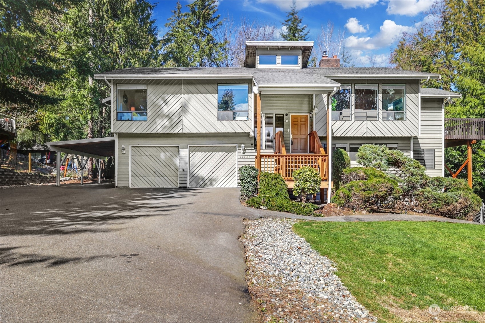 Property Photo:  11327 20th Street NE  WA 98258 