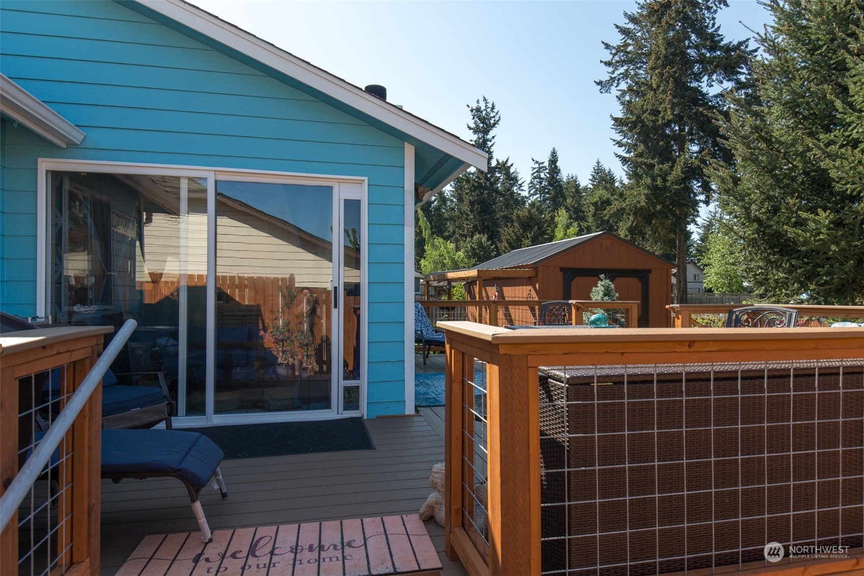 Property Photo:  536 Pine Court  WA 98382 