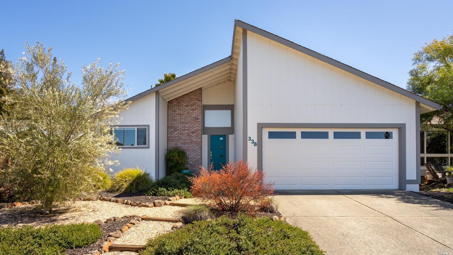 Property Photo:  338 Grandview Court  CA 95448 