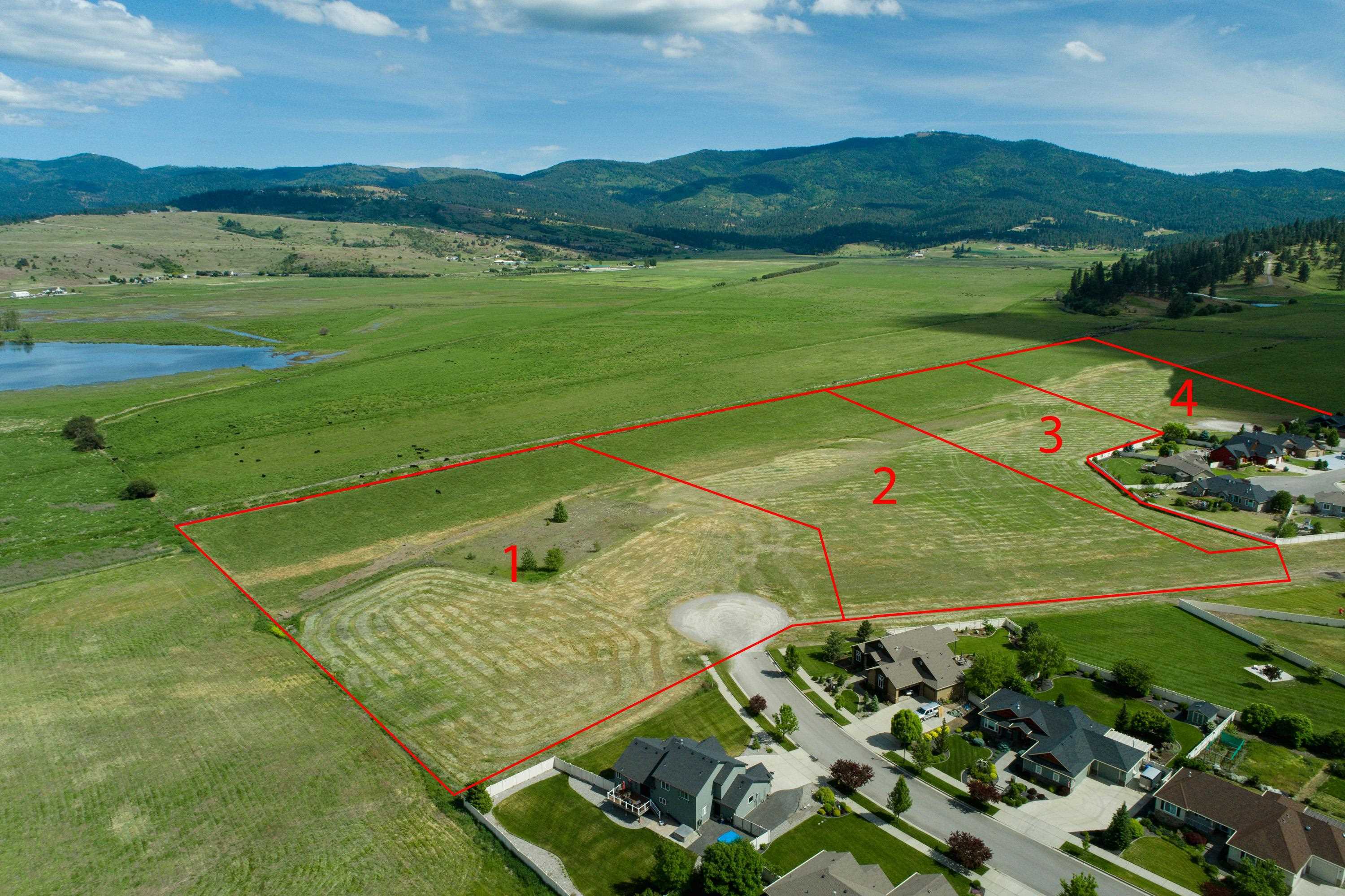 Property Photo: 2334 S Meadowview Rd WA 99016