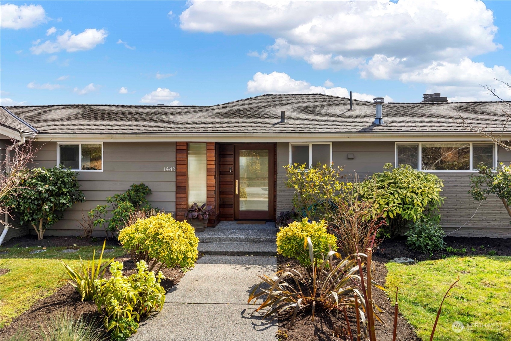 Property Photo:  1483 NW 185th Street  WA 98177 