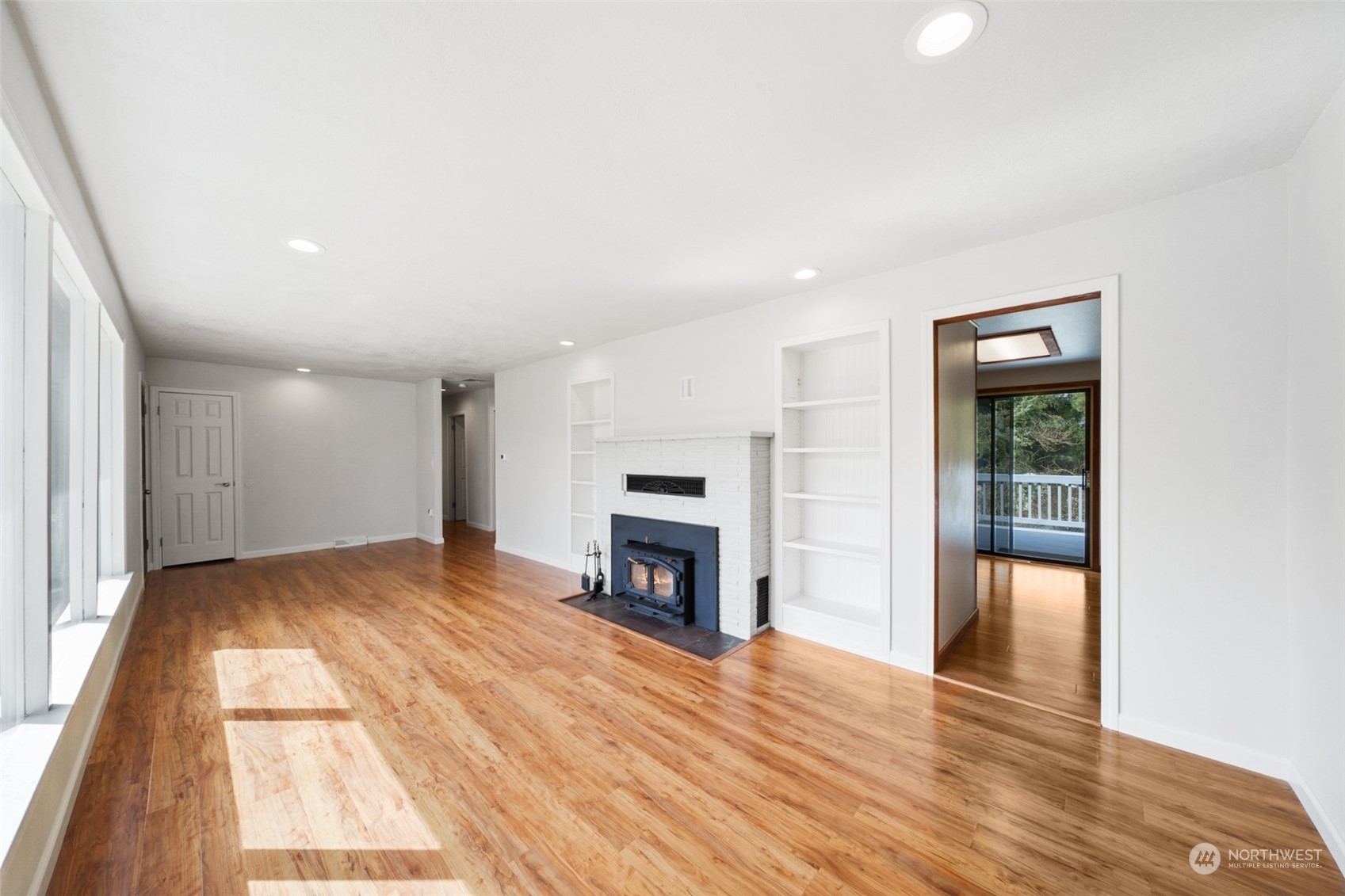 Property Photo: 1433 Edmonds Avenue NE WA 98056