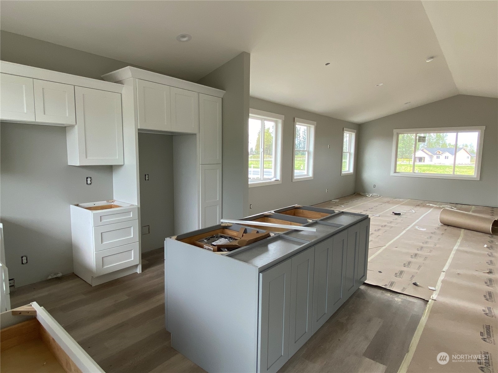 Property Photo: 302 Daybreak Lane WA 98276