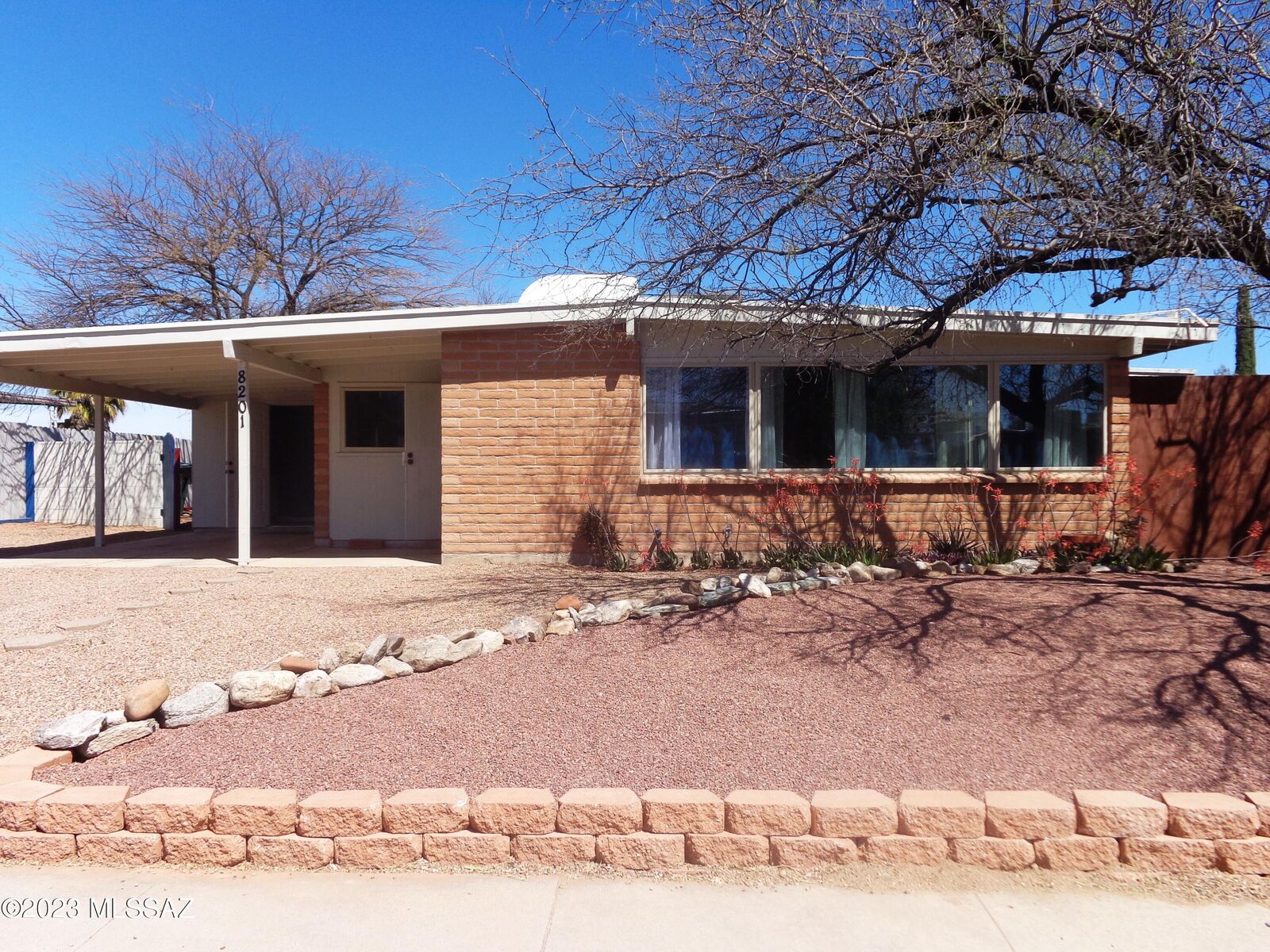 Property Photo:  8201 E Nicaragua Drive  AZ 85730 