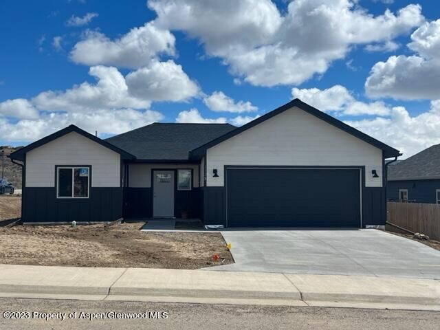 2128 Sorrel Lane  Silt CO 81652 photo