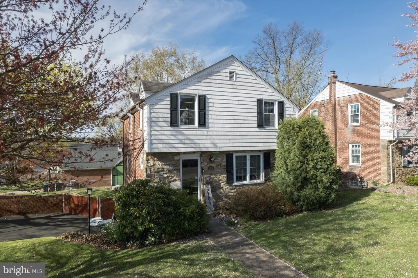 Property Photo:  2104 Jenkintown Road  PA 19038 