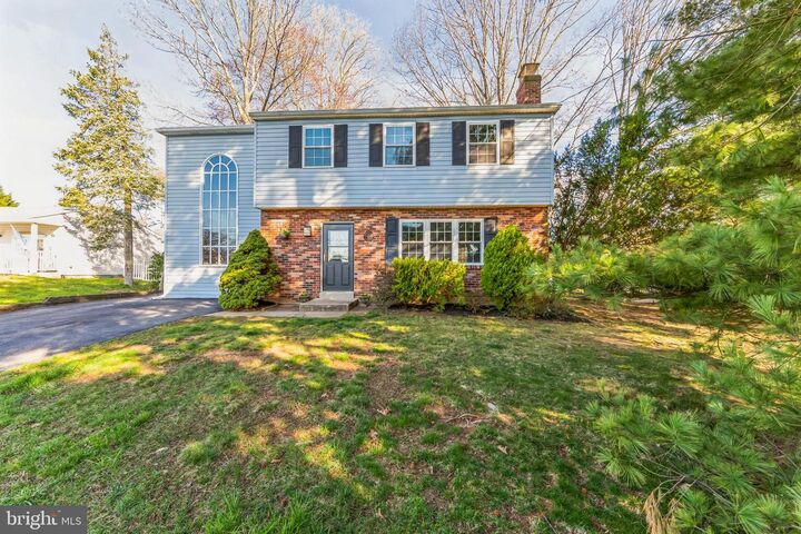 2610 E Colonial Drive  Boothwyn PA 19061 photo