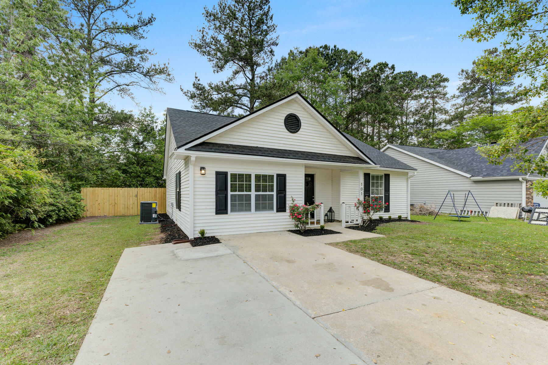 101 Tanager Street  Summerville SC 29483 photo