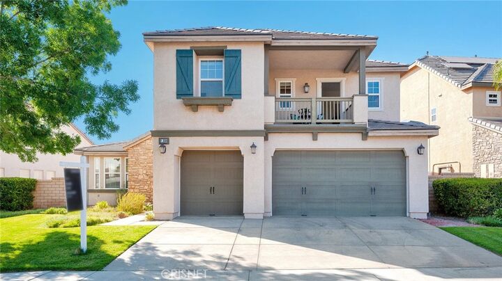 Property Photo: 27339 English Ivy Lane CA 91387