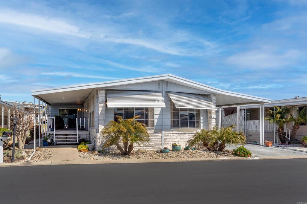 Property Photo: 650 S Rancho Santa Fe Road 303 CA 92078
