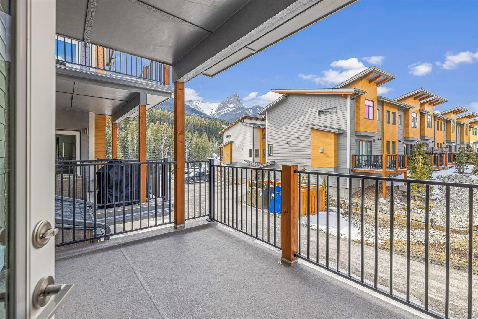 Property Photo:  201H, 1101 Three Sisters Parkway 201H  AB T1W0G5 