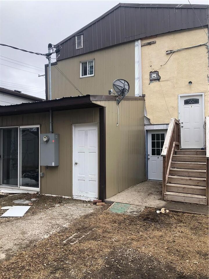 Deb Robins Realtor® Century 21 Westman Realty Ltd.