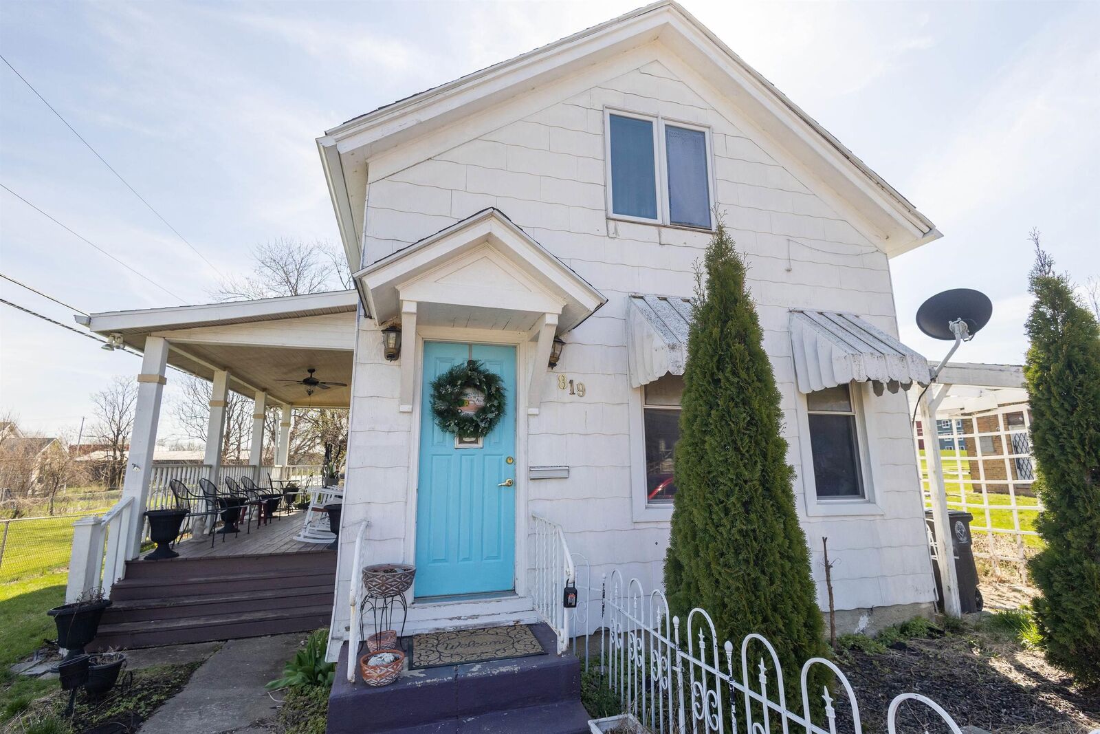 Property Photo:  819 Canal Street  IN 46803 